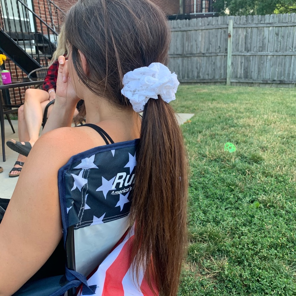 Oversized scrunchie - Picture 3 of 5